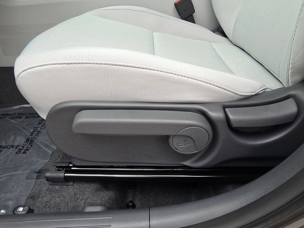 Used 2026 Hyundai Kona SEL Sport AWD/4WD image 17