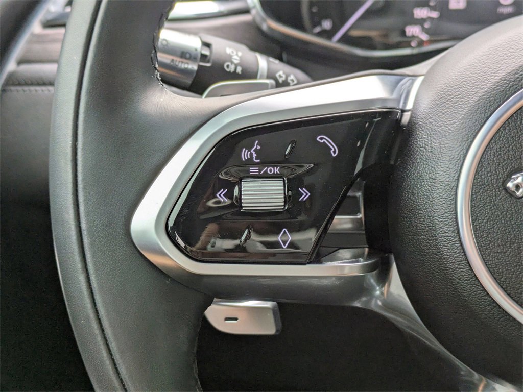 Used 2022 Jaguar F-PACE S image 28