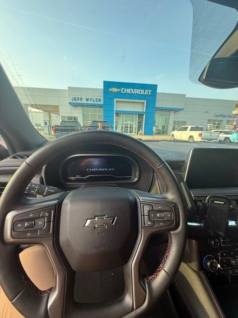 Used 2023 Chevrolet Tahoe RST AWD/4WD image 19