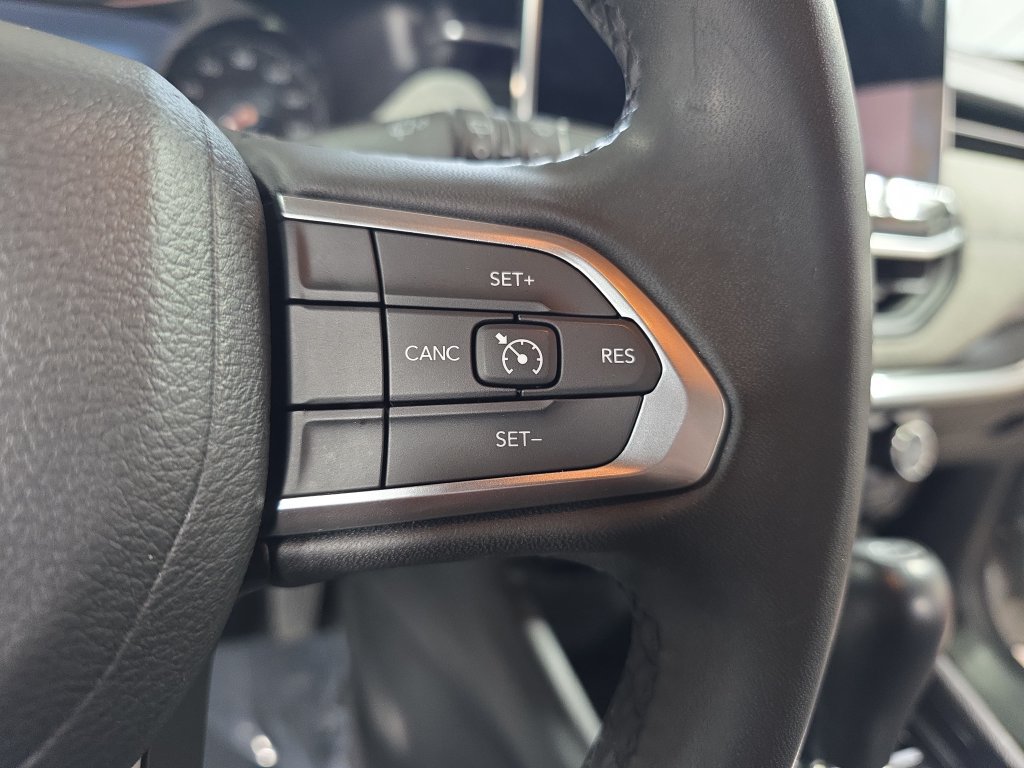 Used 2024 Chevrolet Blazer EV LT AWD/4WD image 17
