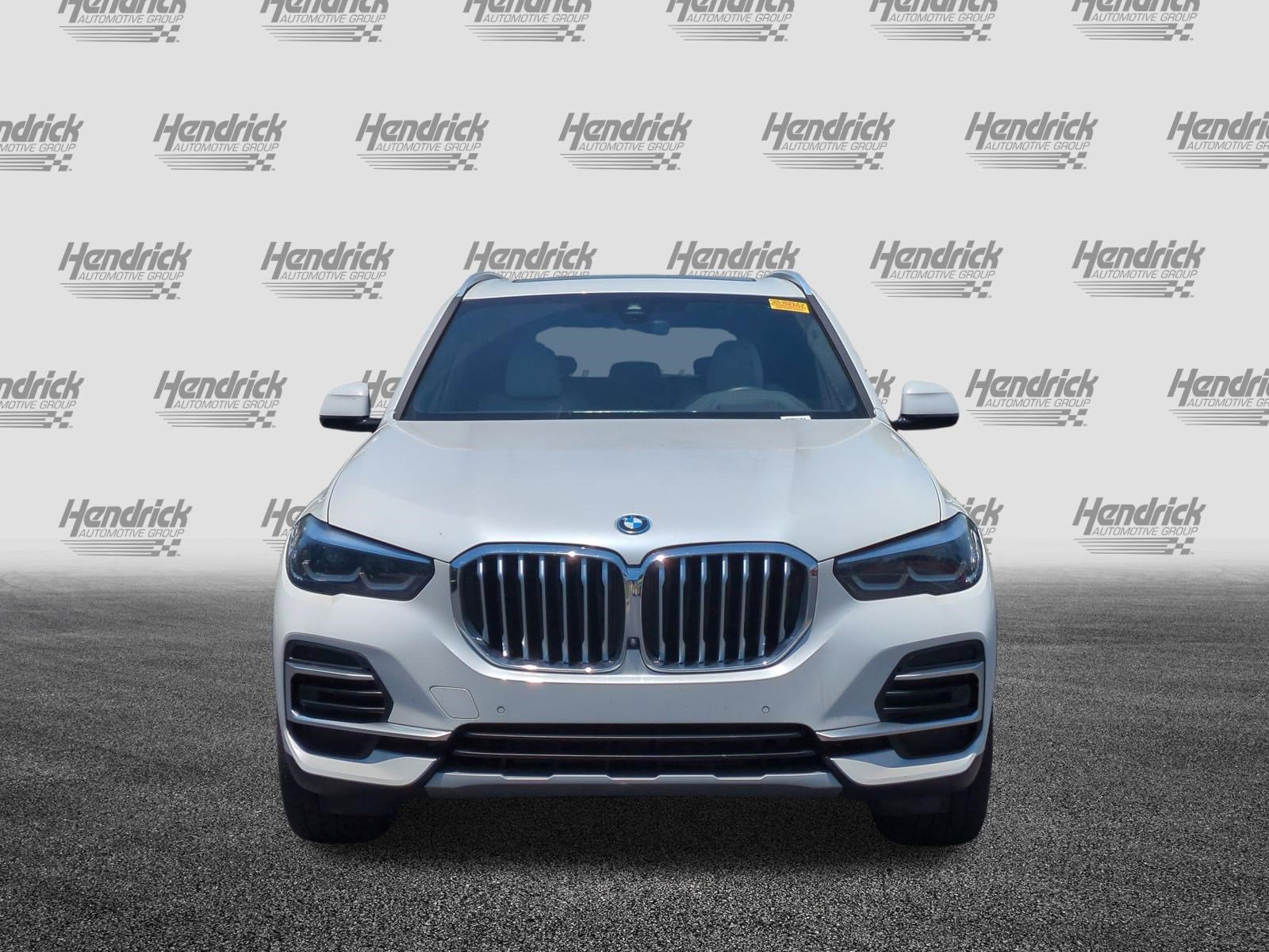 Certified 2023 BMW X5 xDrive45e w/ Parking Assistance Package AWD/4WD image 3