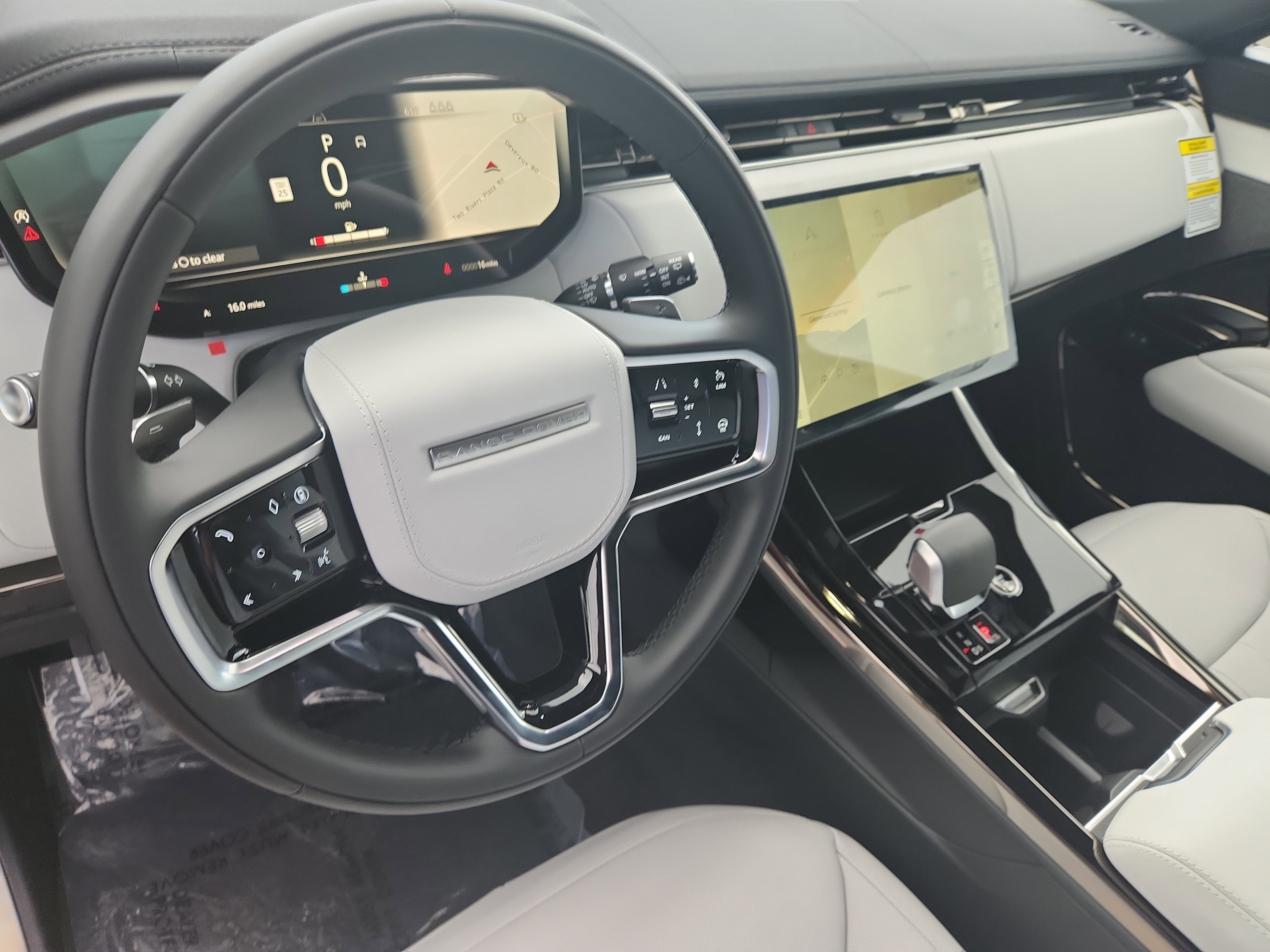 New 2025 Land Rover Range Rover Sport SE image 12