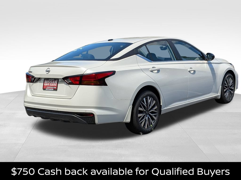 New 2026 Nissan Altima 2.5 SV FWD image 3