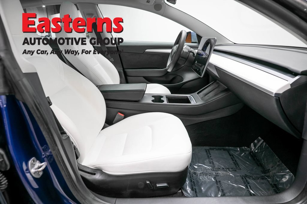 Used 2023 Tesla Model 3 Standard Range RWD image 18