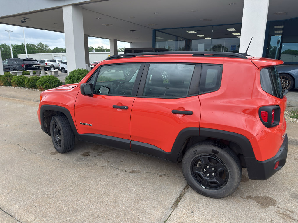 Used 2021 Jeep Renegade Sport AWD/4WD image 8