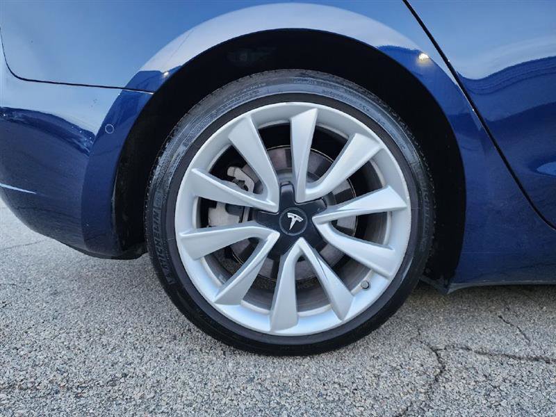 Used 2018 Tesla Model 3 Mid Range RWD image 20