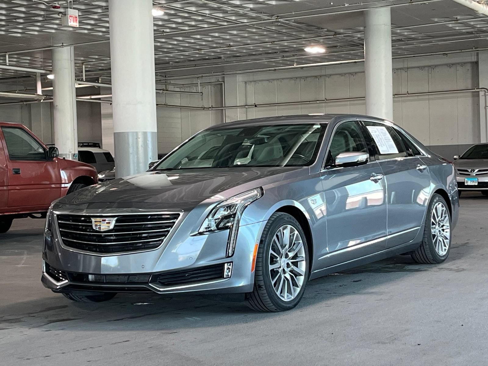 Used 2018 Cadillac CT6 Luxury AWD/4WD image 4