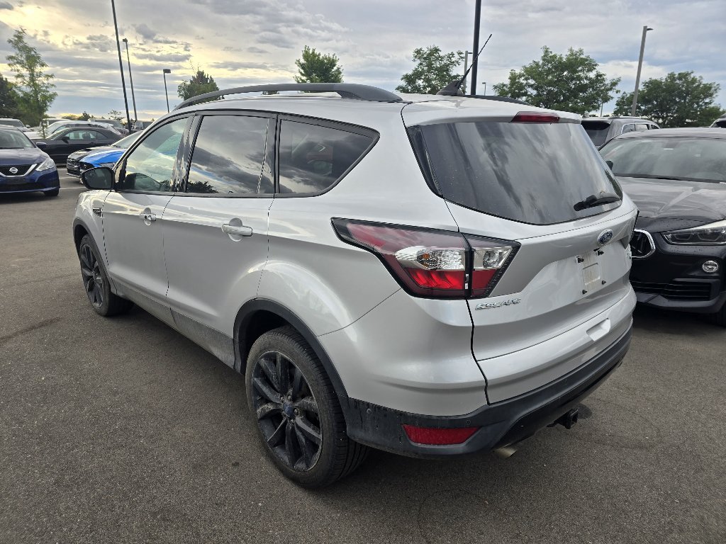 Used 2018 Ford Escape Titanium AWD/4WD image 3