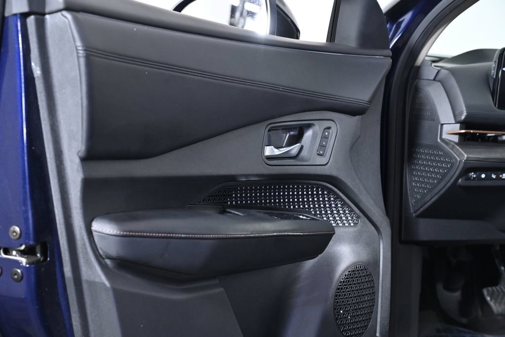 Certified 2023 Nissan Ariya FWD image 30