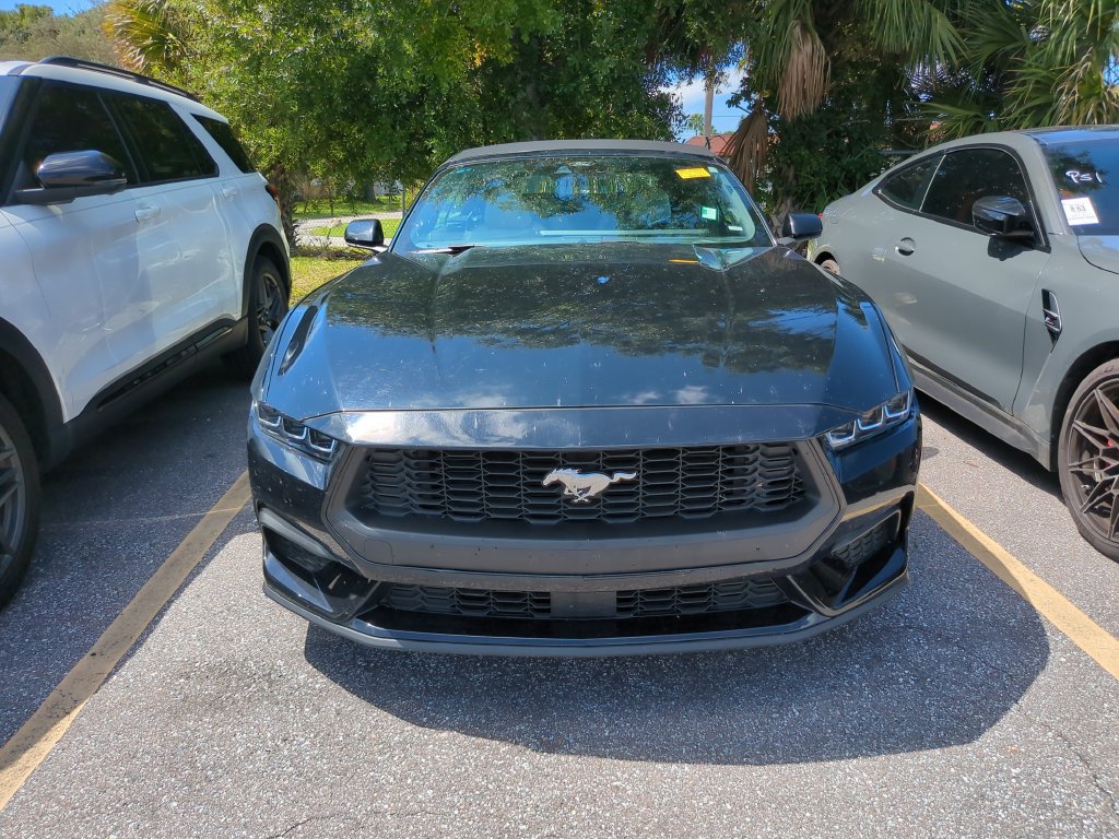 Used 2024 Ford Mustang Premium RWD image 3