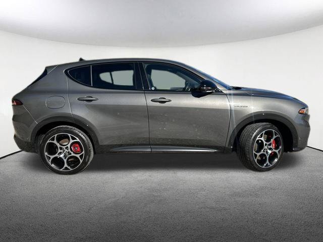 Used 2024 Alfa Romeo Tonale Veloce w/ Active Assist Package AWD/4WD image 15