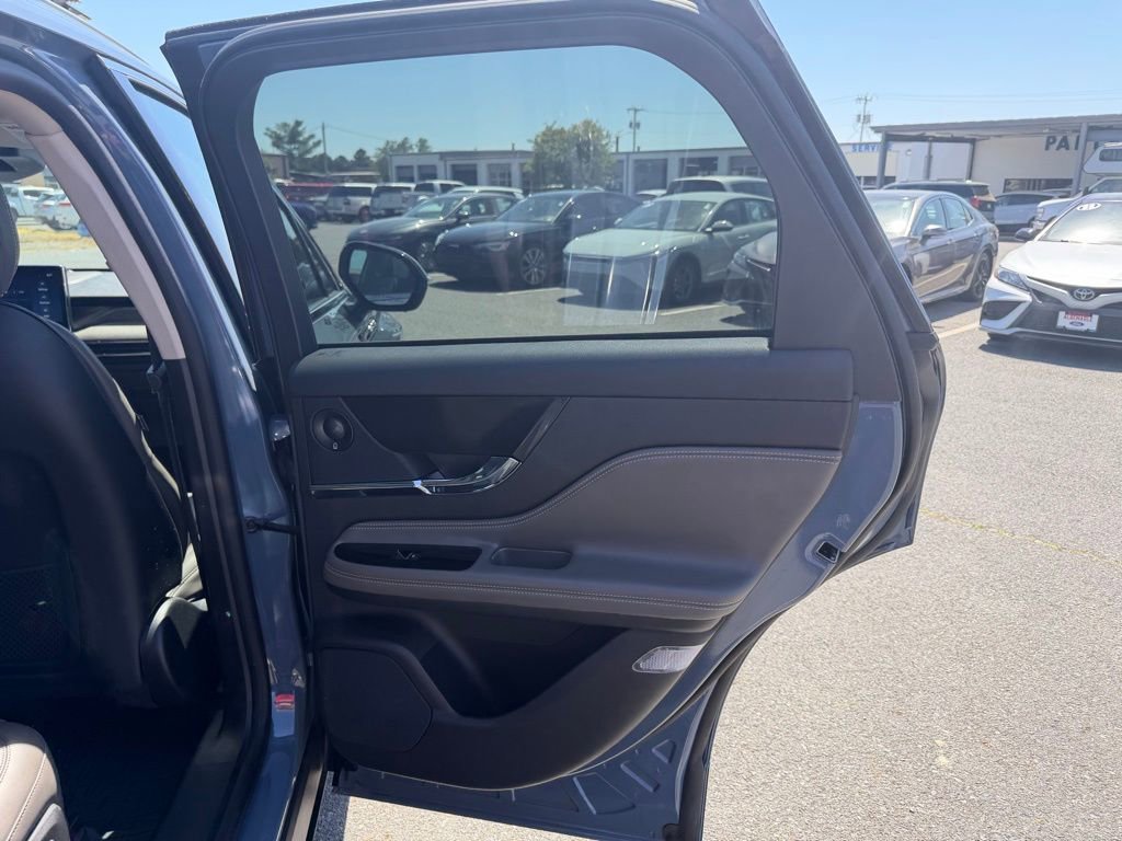 Used 2023 Lincoln Corsair Grand Touring w/ Equipment Group 302A image 33