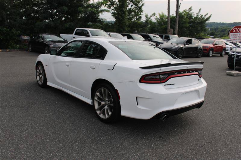 Used 2023 Dodge Charger R/T w/ Plus Group RWD image 6