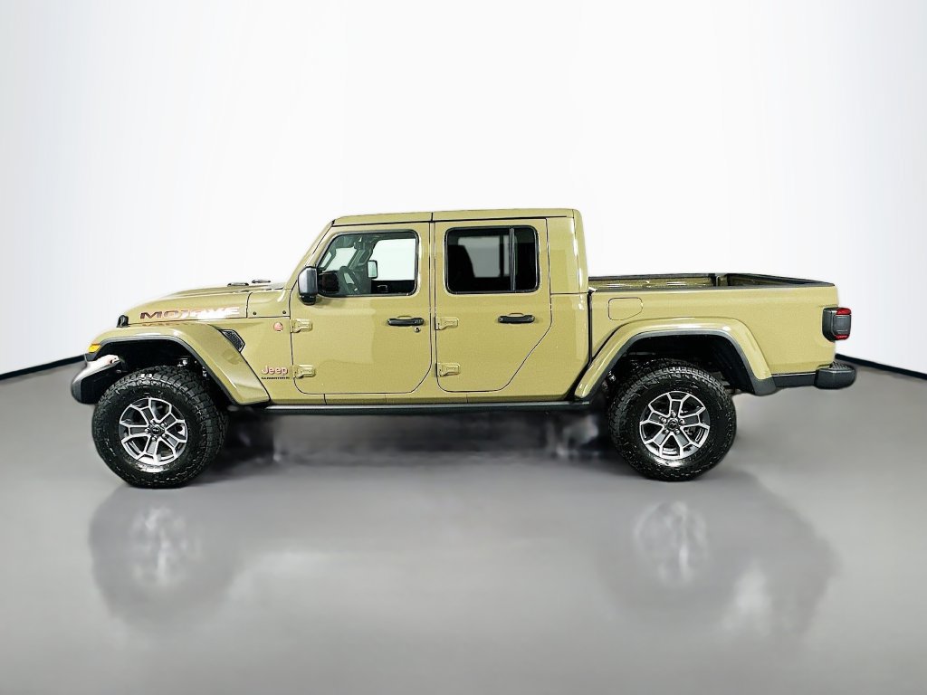 New 2026 Jeep Gladiator Mojave w/ Technology Group AWD/4WD image 4