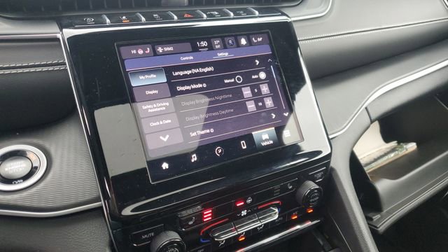 Certified 2024 Jeep Grand Cherokee L Altitude image 14