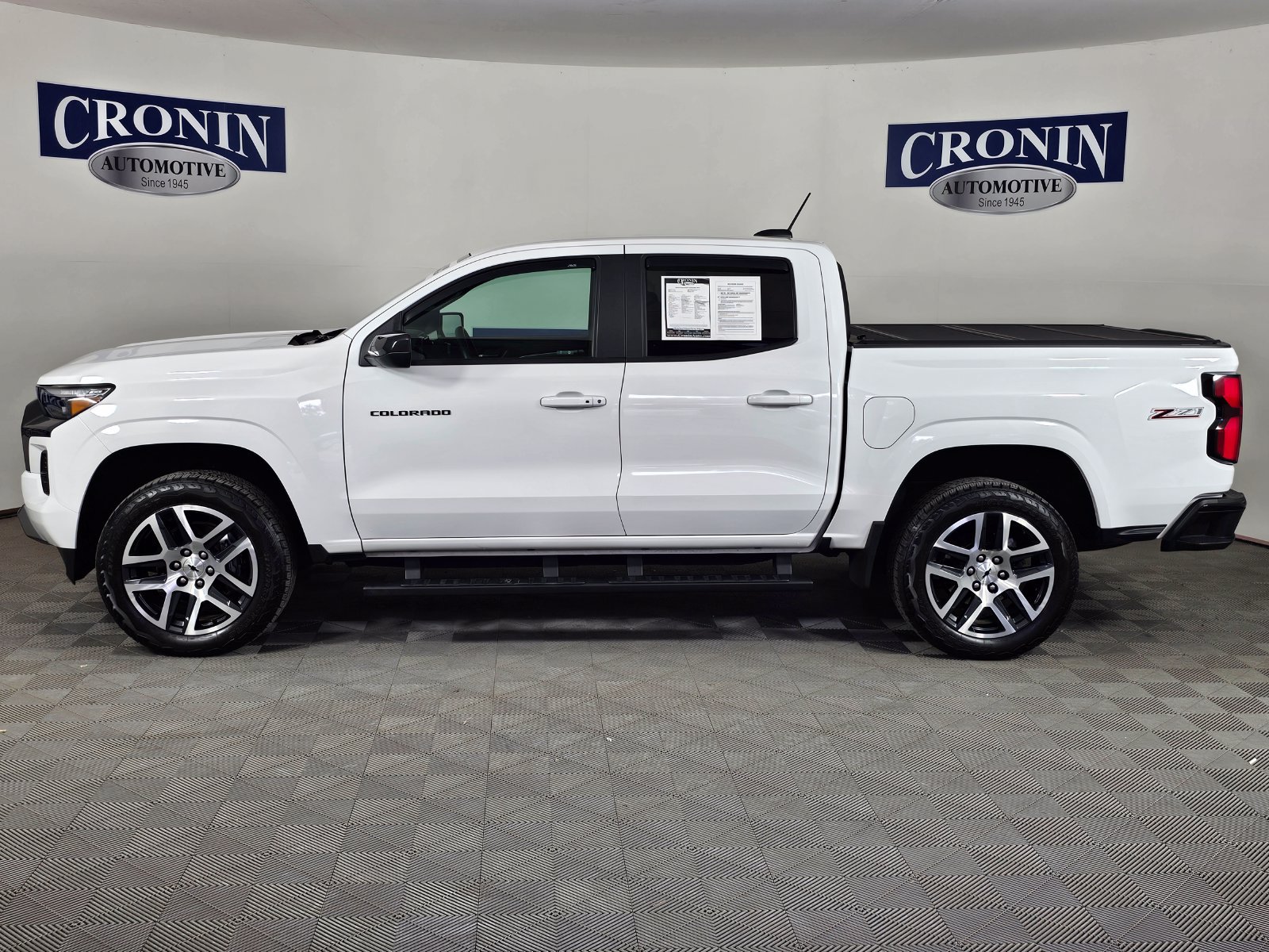 Used 2023 Chevrolet Colorado Z71 w/ Z71 Convenience Package 2 AWD/4WD image 33