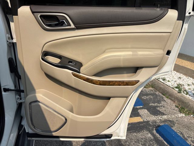 Used 2016 GMC Yukon Denali RWD image 49