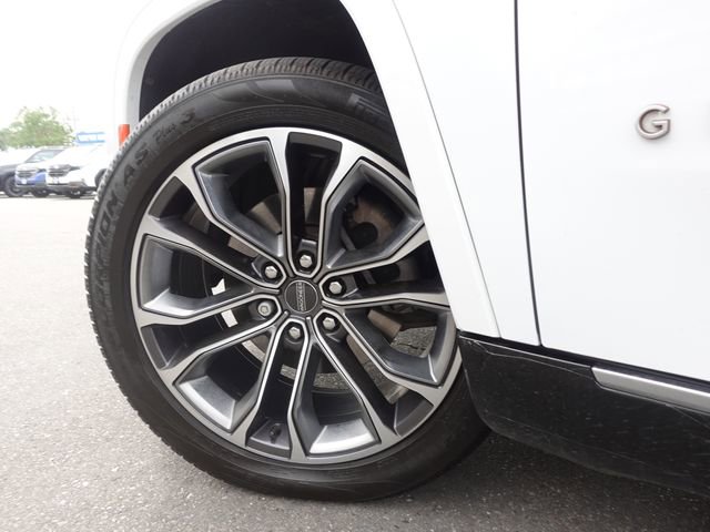 Used 2023 Jeep Grand Wagoneer Series III w/ HD Trailer Tow Package image 11