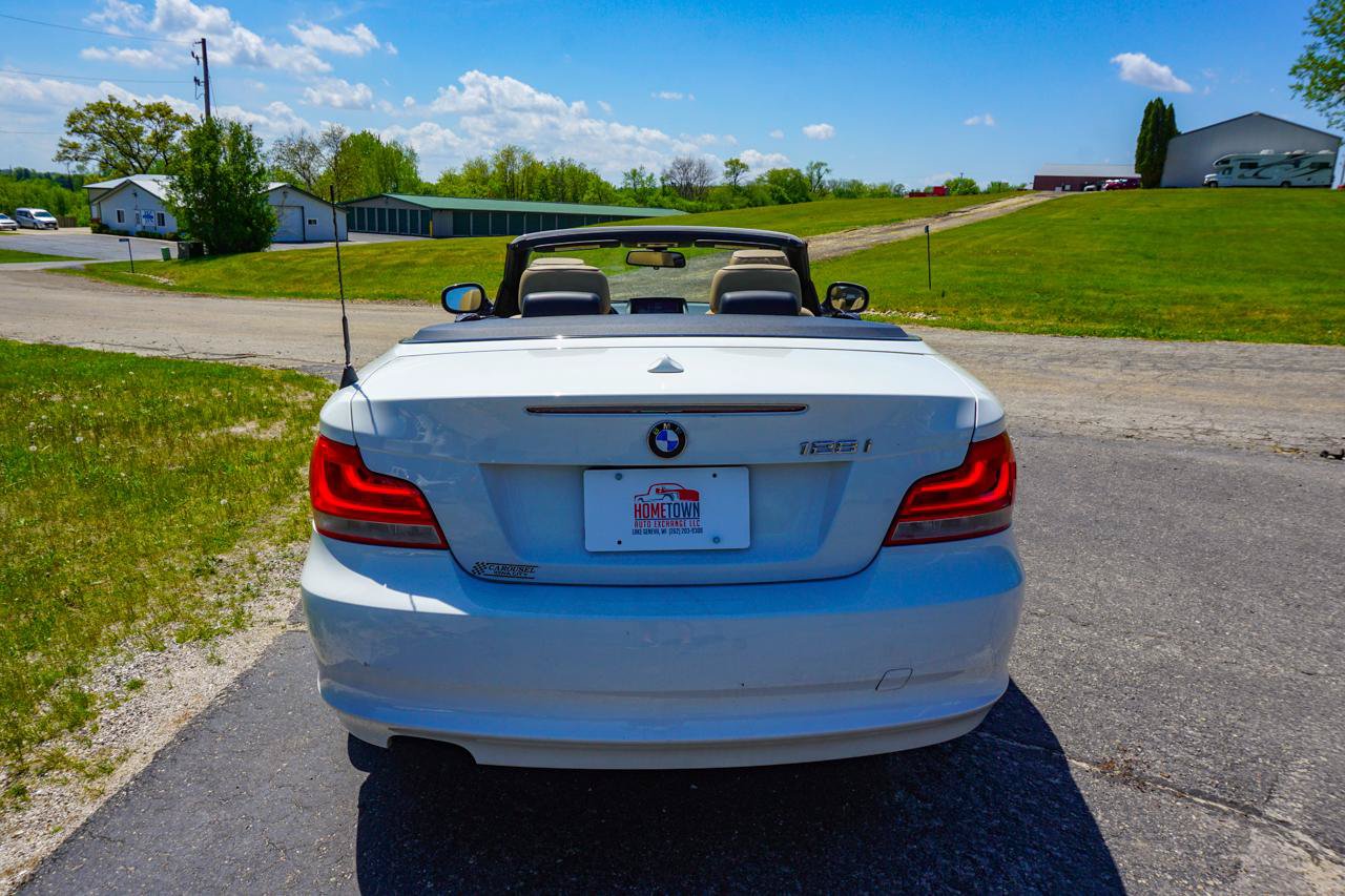 Used 2012 BMW 128i Convertible RWD image 4