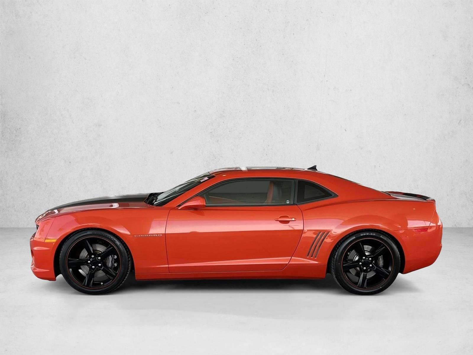 Used 2011 Chevrolet Camaro SS w/ RS Package RWD image 2
