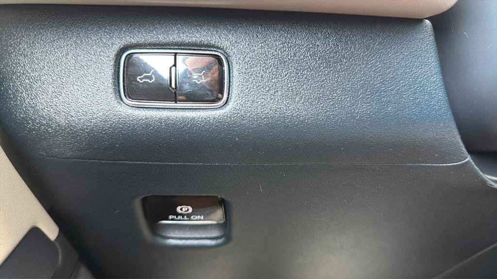 Used 2025 Lincoln Navigator Black Label image 28