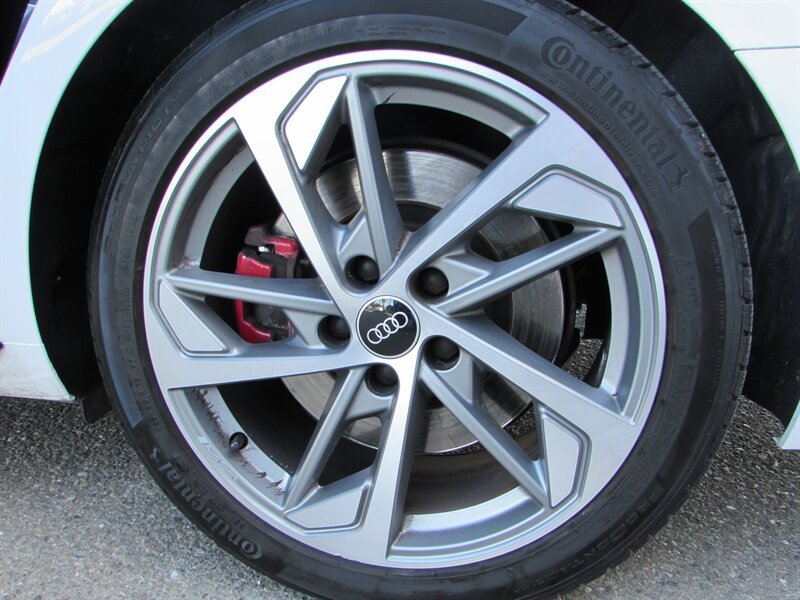 Used 2023 Audi A4 2.0T Premium Plus AWD/4WD image 31
