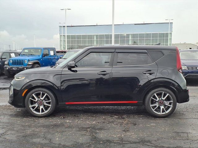 Certified 2022 Kia Soul Turbo image 3