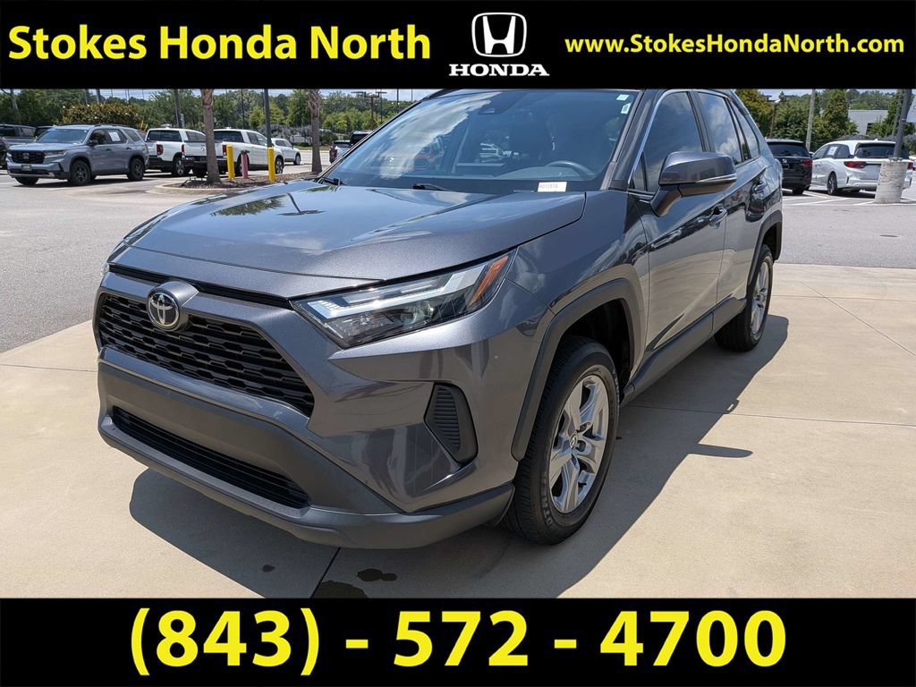 Used 2023 Toyota RAV4 XLE w/ Convenience Package FWD image 6