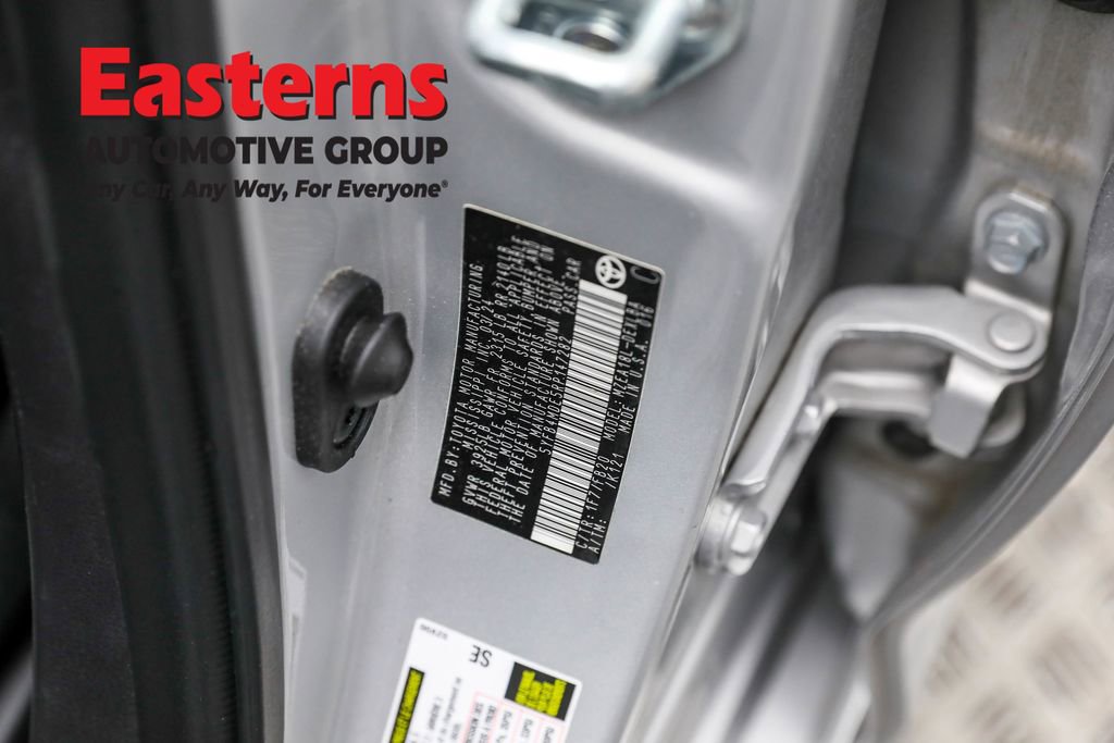 Used 2024 Toyota Corolla LE image 60