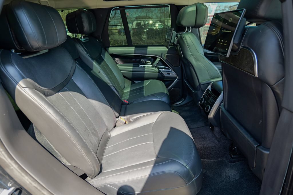 Used 2023 Land Rover Range Rover Autobiography AWD/4WD image 30
