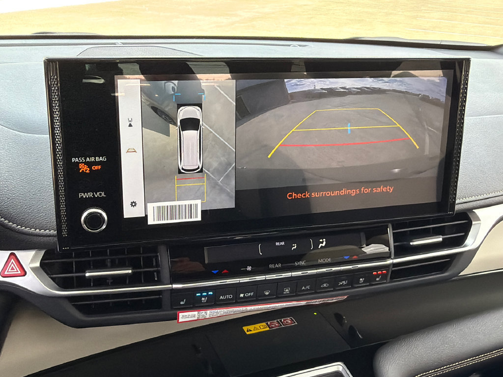 New 2026 Toyota Sienna Platinum AWD/4WD image 27