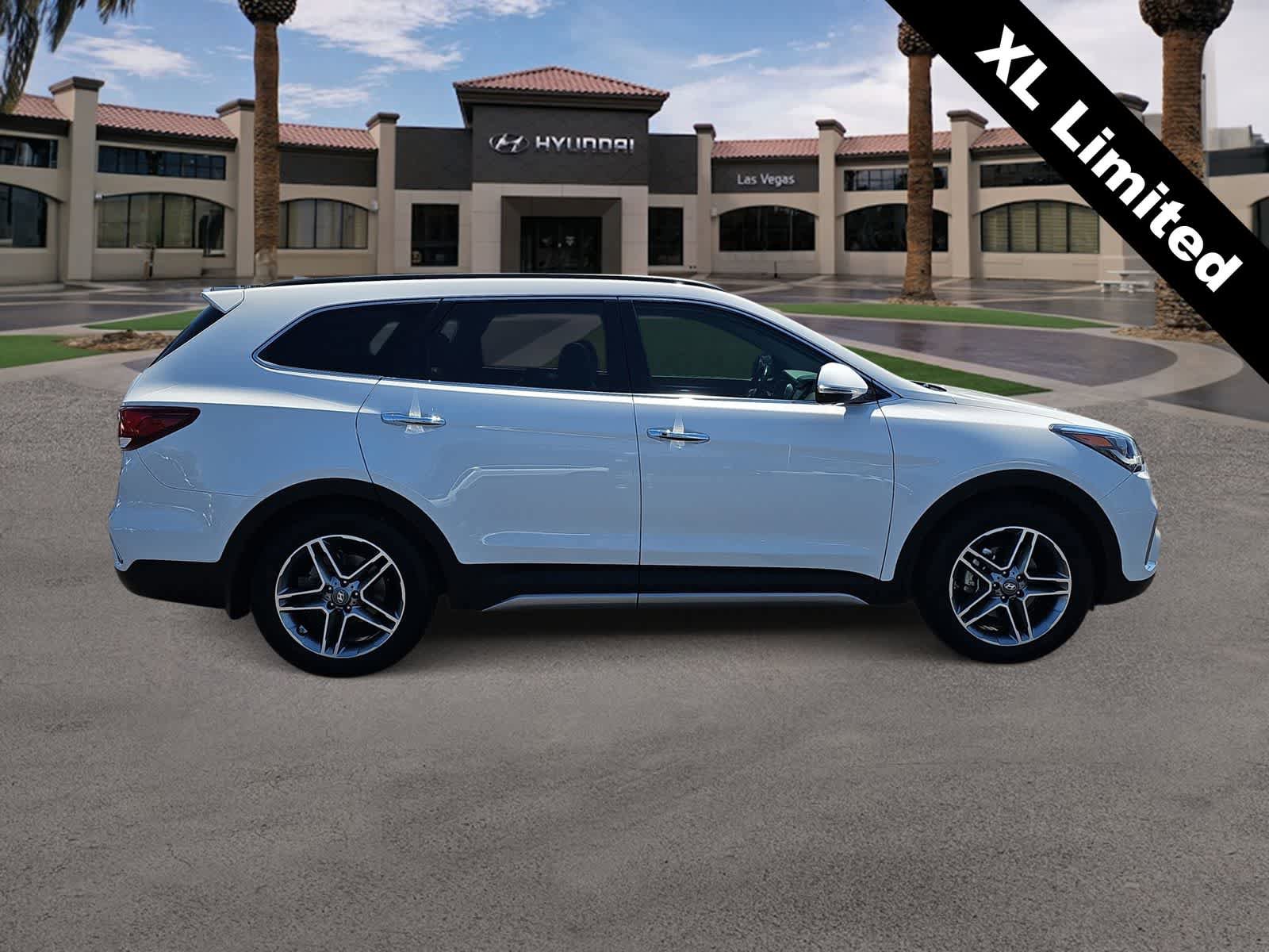 Used 2019 Hyundai Santa Fe XL FWD image 9