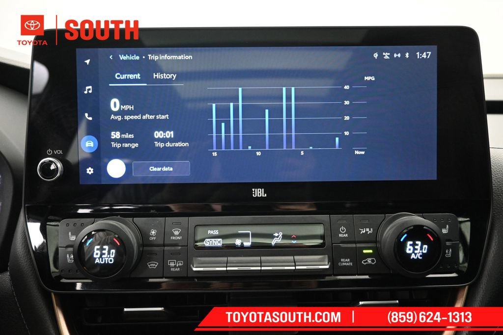 Used 2024 Toyota Grand Highlander AWD Hybrid image 17
