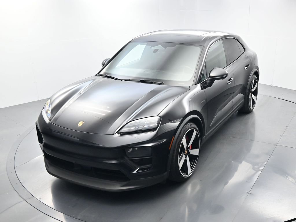 Certified 2025 Porsche Macan 4S Electric image 35
