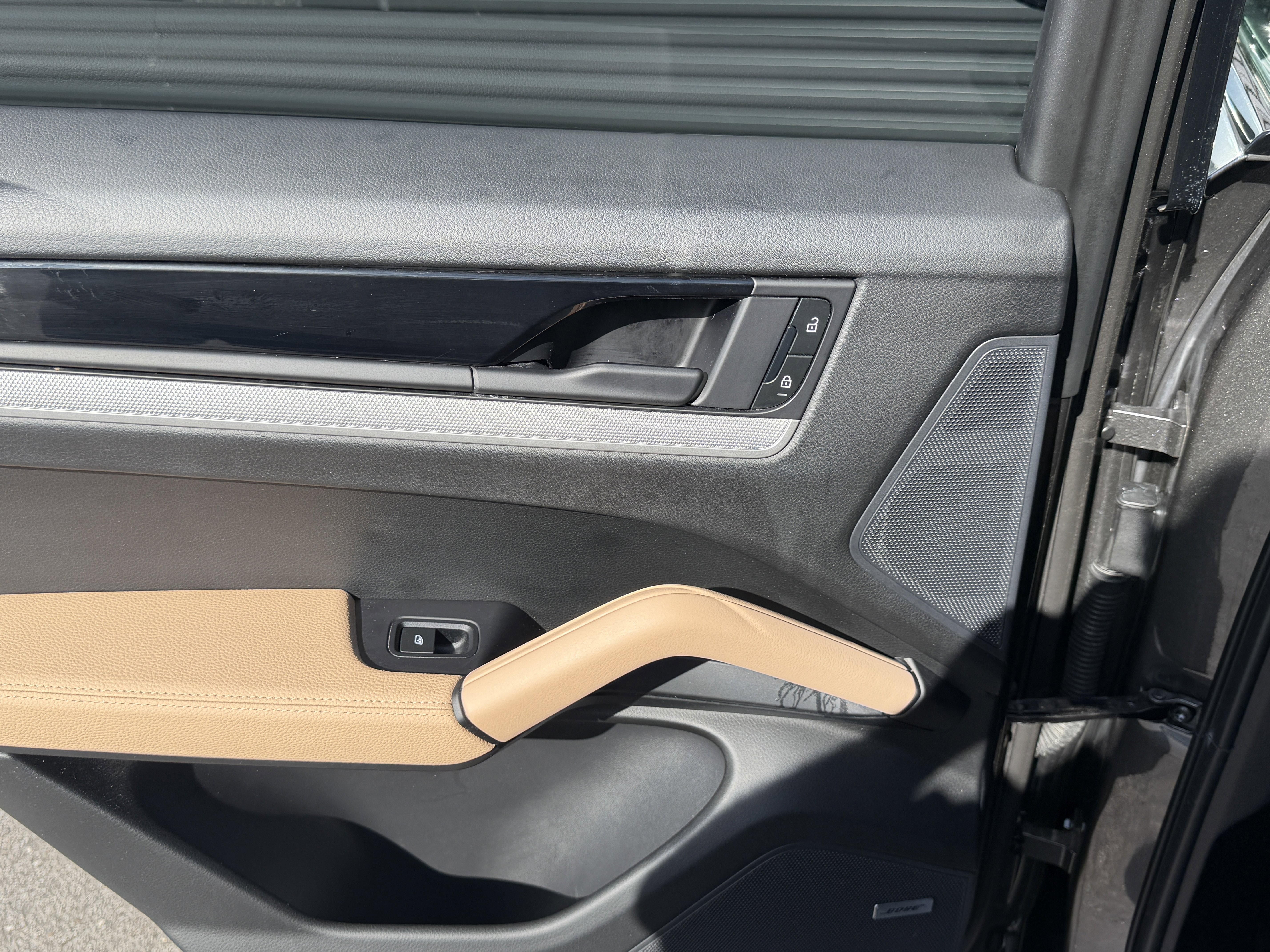 Certified 2025 Porsche Cayenne image 24