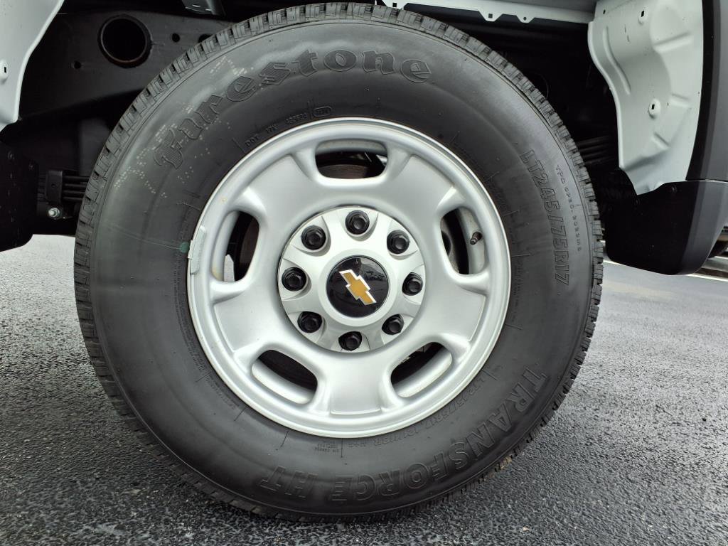 Used 2025 Chevrolet Silverado 2500 W/T w/ WT Convenience Package image 35
