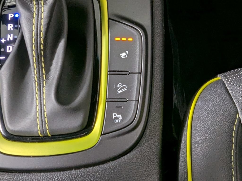 Used 2019 Hyundai Kona Ultimate FWD image 18