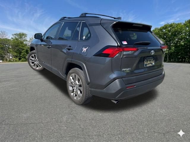 Used 2019 Toyota RAV4 XLE Premium w/ Cold Weather Package AWD/4WD image 6