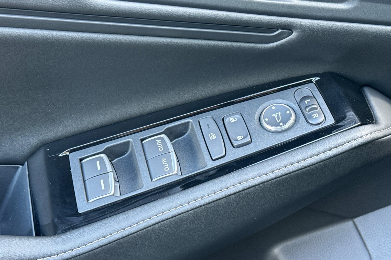 New 2026 Honda Accord Touring image 13