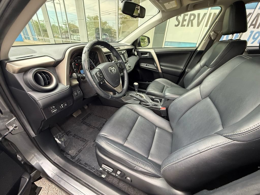 Used 2015 Toyota RAV4 Limited AWD/4WD image 13