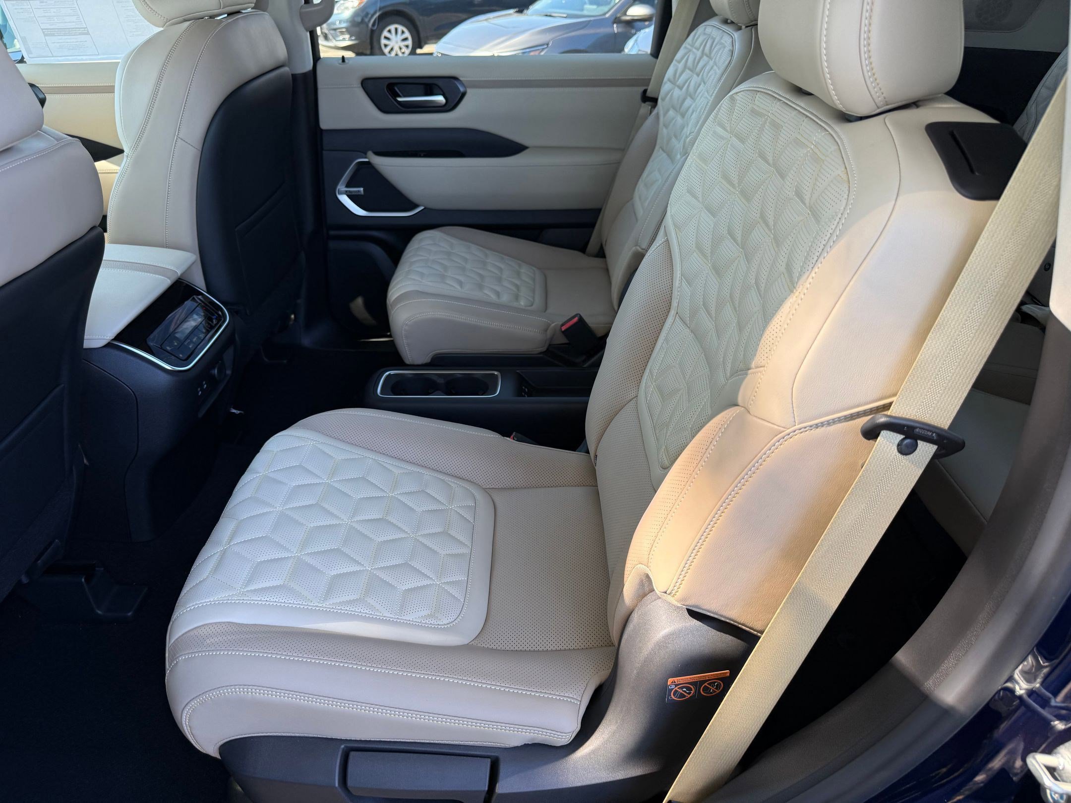 New 2026 Nissan Armada Platinum Reserve image 16