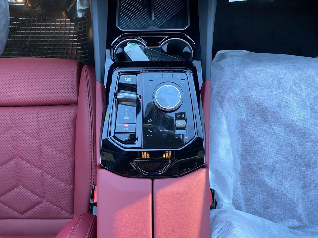 New 2026 BMW i5 eDrive40 image 10