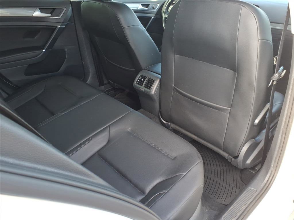 Used 2018 Volkswagen Golf Alltrack SE image 13