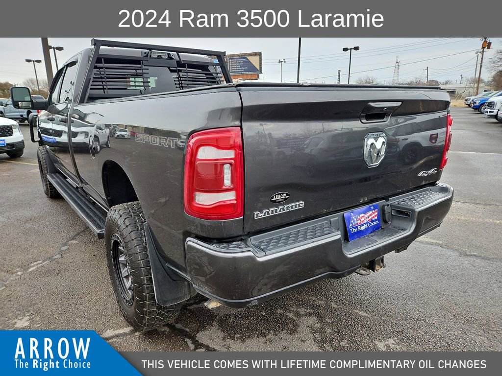 Used 2024 RAM 3500 Laramie w/ Sport Appearance Package image 9