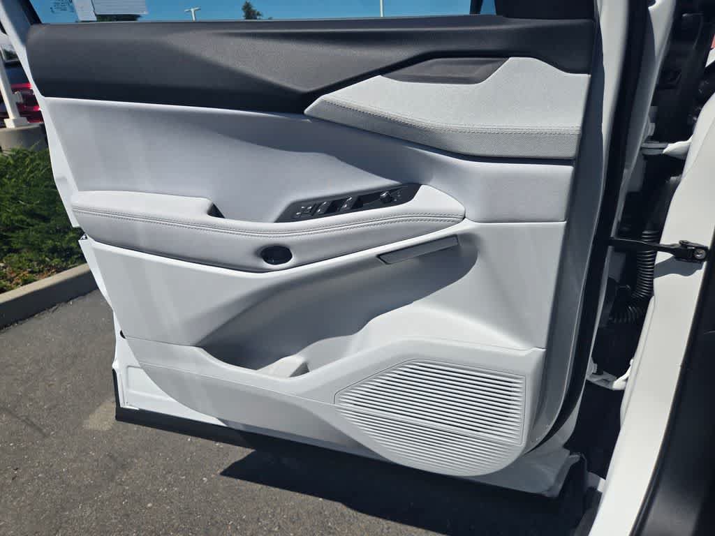 New 2026 Jeep Cherokee Laredo AWD/4WD image 19