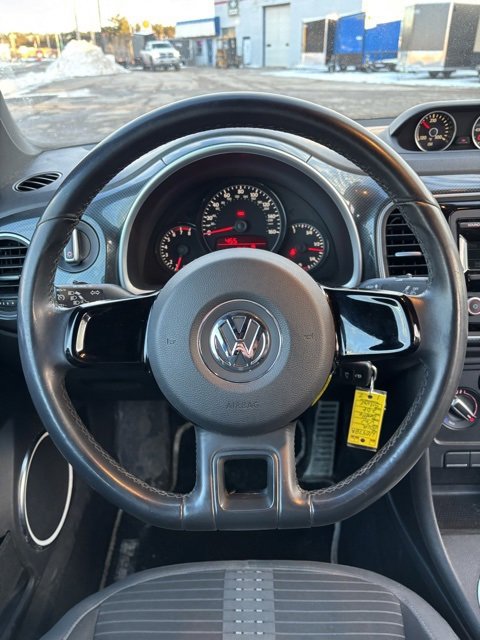 Used 2012 Volkswagen Beetle 2.0T image 22