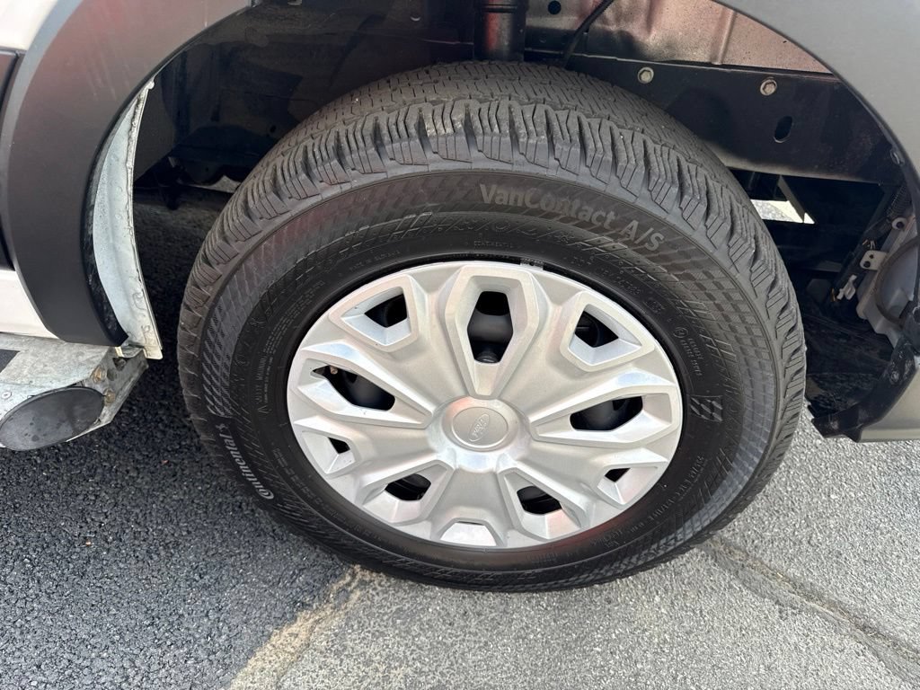 Used 2025 Ford Transit 250 Low Roof w/ Exterior Upgrade Package RWD image 10