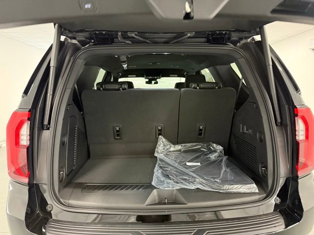 New 2026 GMC Yukon Elevation image 8