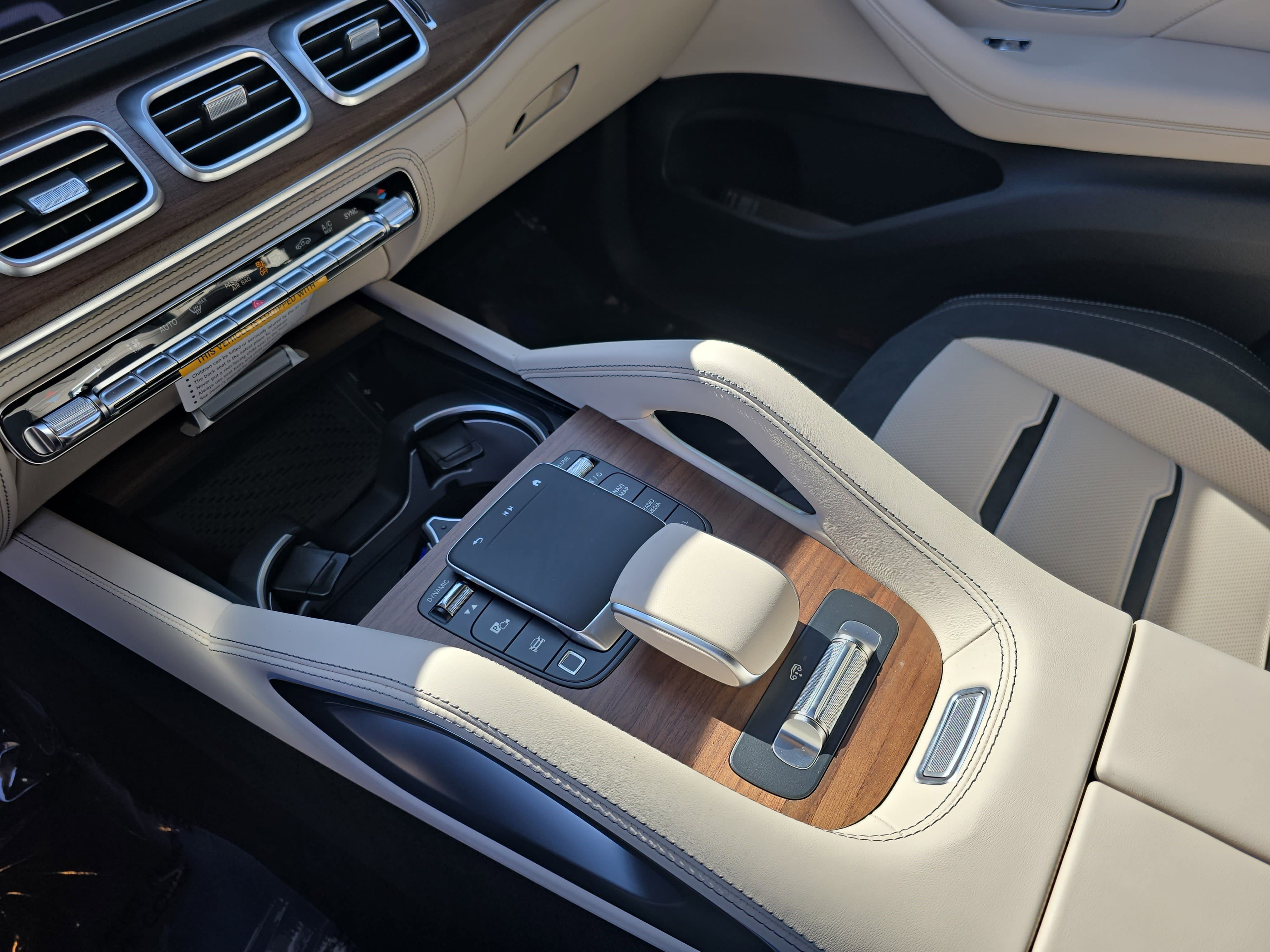 New 2026 Mercedes-Benz GLE 63 AMG S image 25