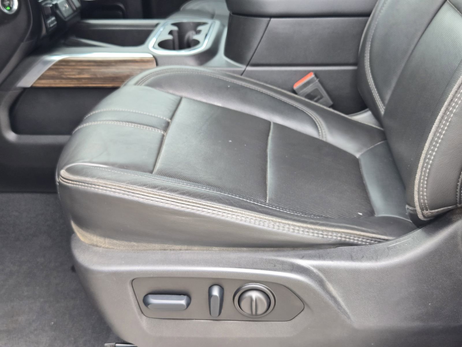 Used 2023 Chevrolet Silverado 3500 High Country w/ Technology Package image 26